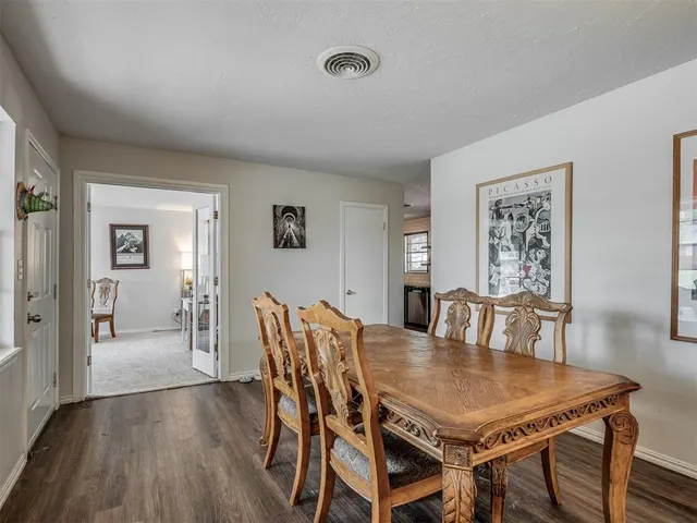 Photo 6 — 521 Clearview Drive, Norman, OK 73072