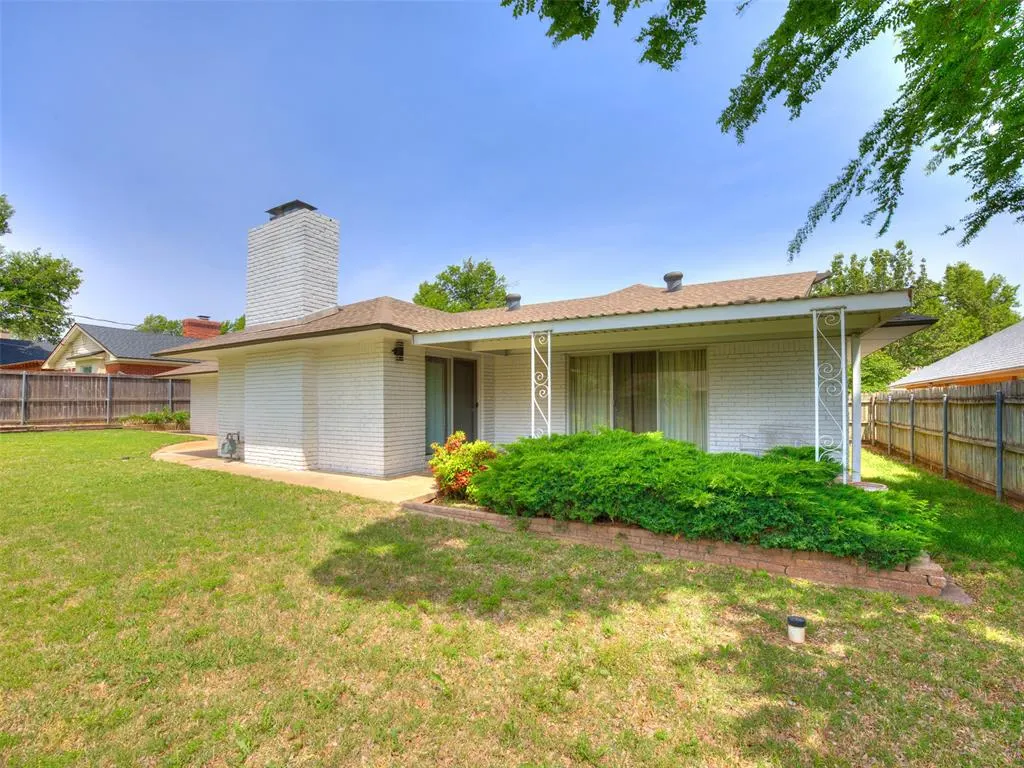 Photo 5 — 3500 Treadwell Drive, Oklahoma City, OK 73112