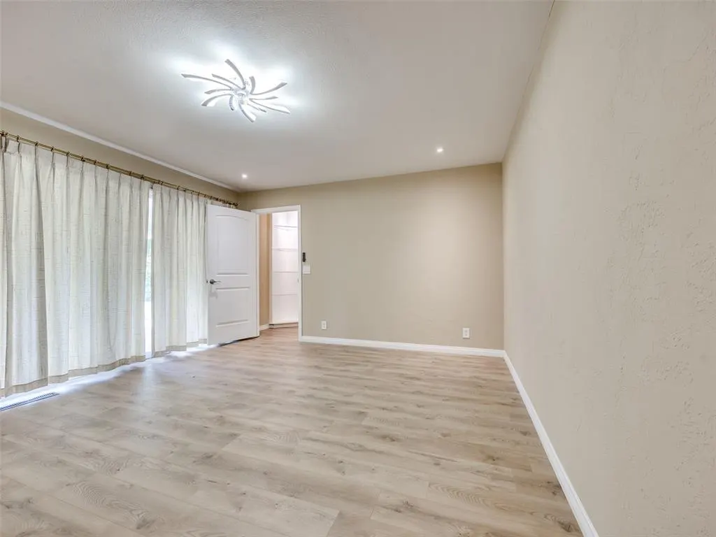Photo 17 — 3500 Treadwell Drive, Oklahoma City, OK 73112