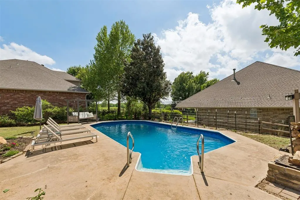 Photo 37 — 3909 Low Meadow, Edmond, OK 73003