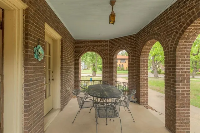 Photo 7 — 714 NE 18th Street, Oklahoma City, OK 73105