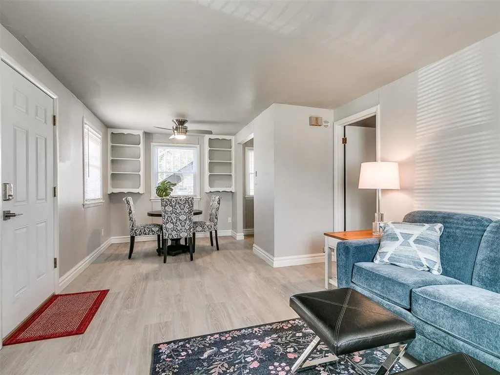Photo 5 — 203 E Brooks Avenue 1, Norman, OK 73069