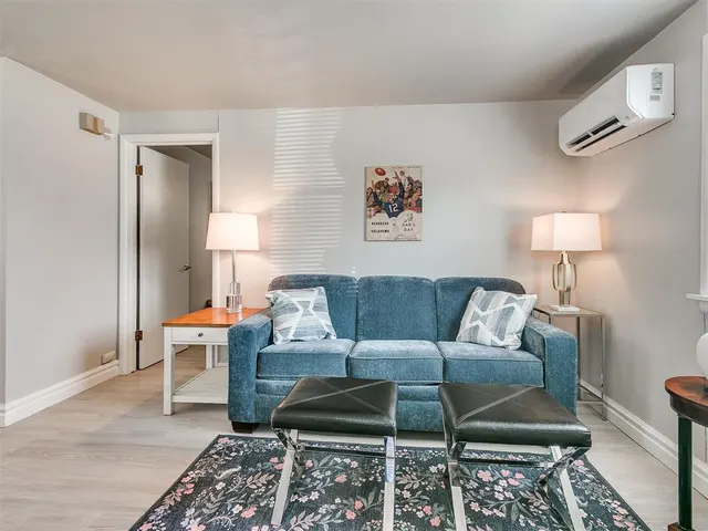 Photo 6 — 203 E Brooks Avenue 1, Norman, OK 73069