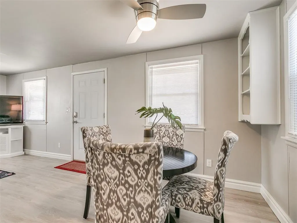 Photo 11 — 203 E Brooks Avenue 1, Norman, OK 73069