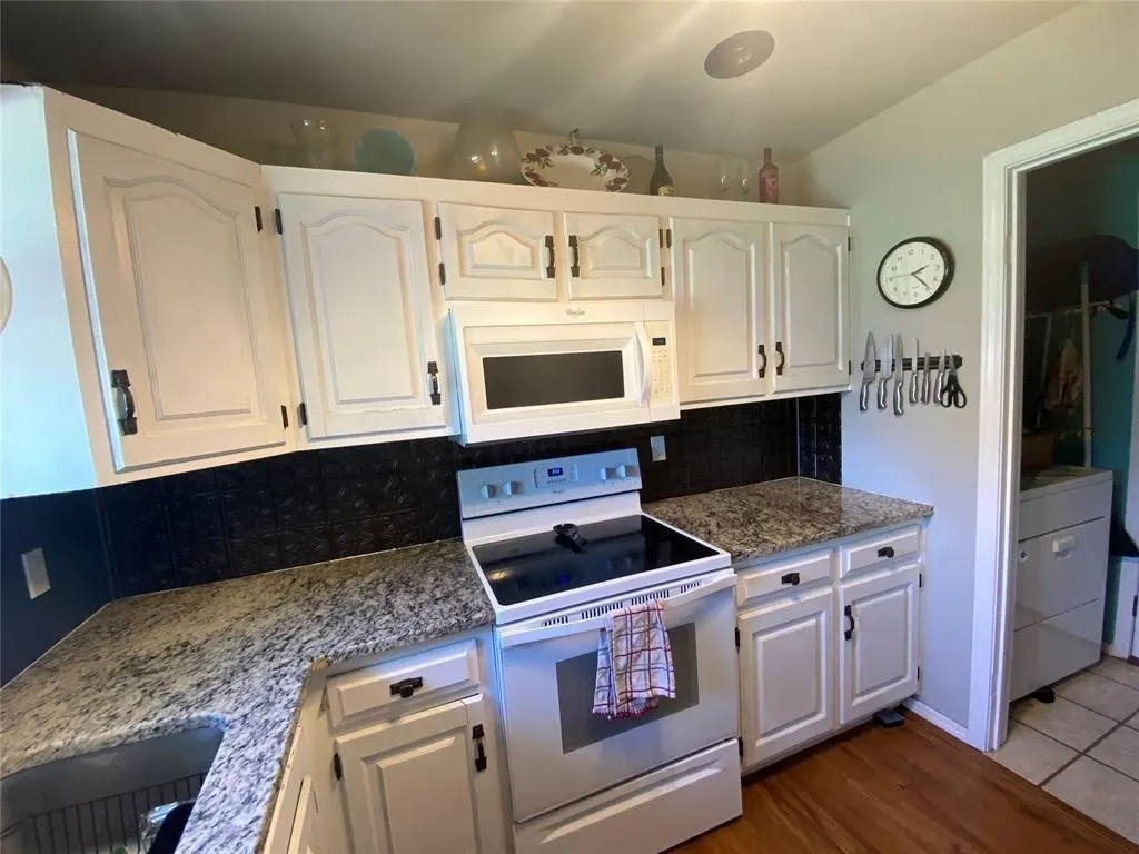 Photo 6 — 131 E Bonita Drive, Elk City, OK 73644
