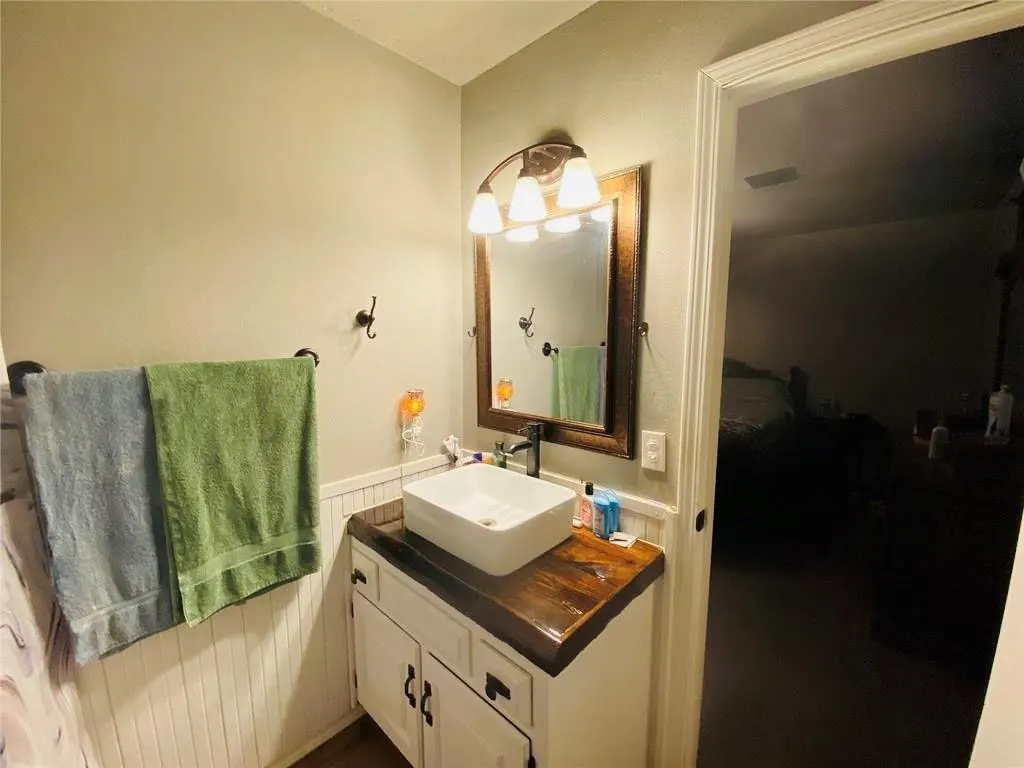 Photo 20 — 131 E Bonita Drive, Elk City, OK 73644