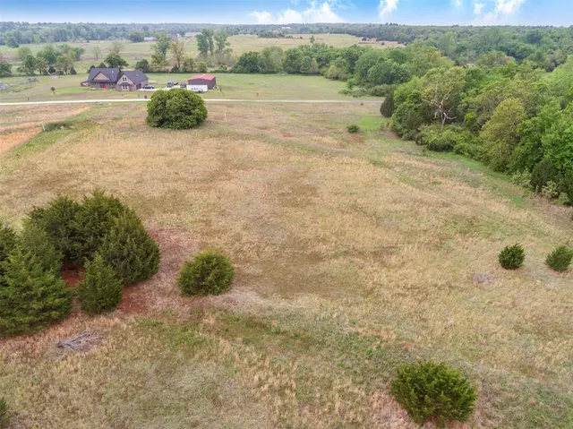 Photo 7 — 34740 Wildcat Way, Shawnee, OK 74801