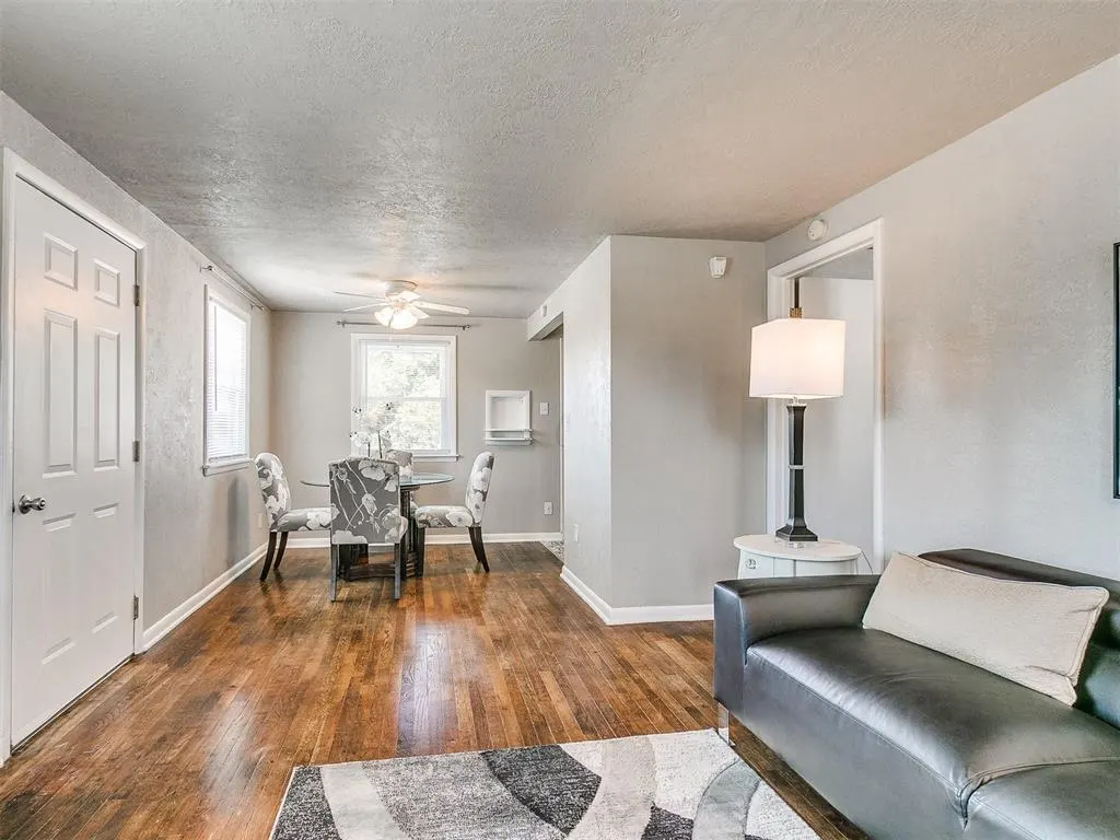 Photo 10 — 203 E Brooks Avenue 2, Norman, OK 73069