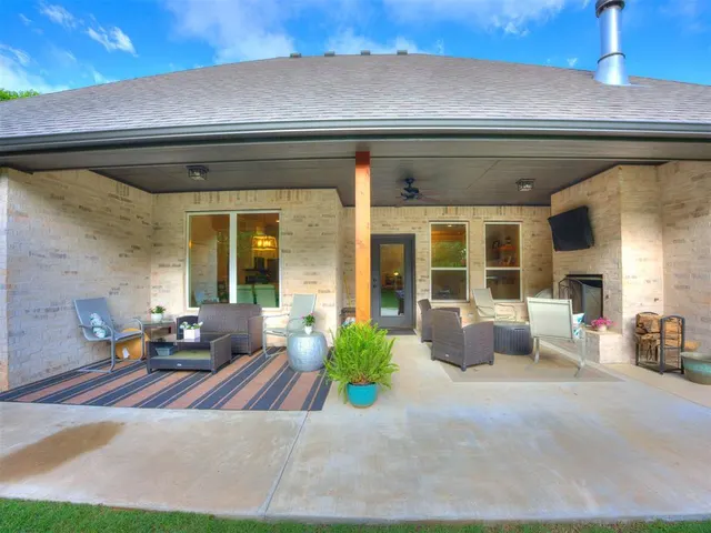 Photo 3 — 12470 Stone Hill Drive, Guthrie, OK 73044