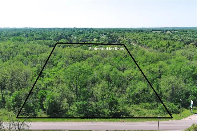 Photo 2 — 9015 S Harrah Road, Newalla, OK 74857