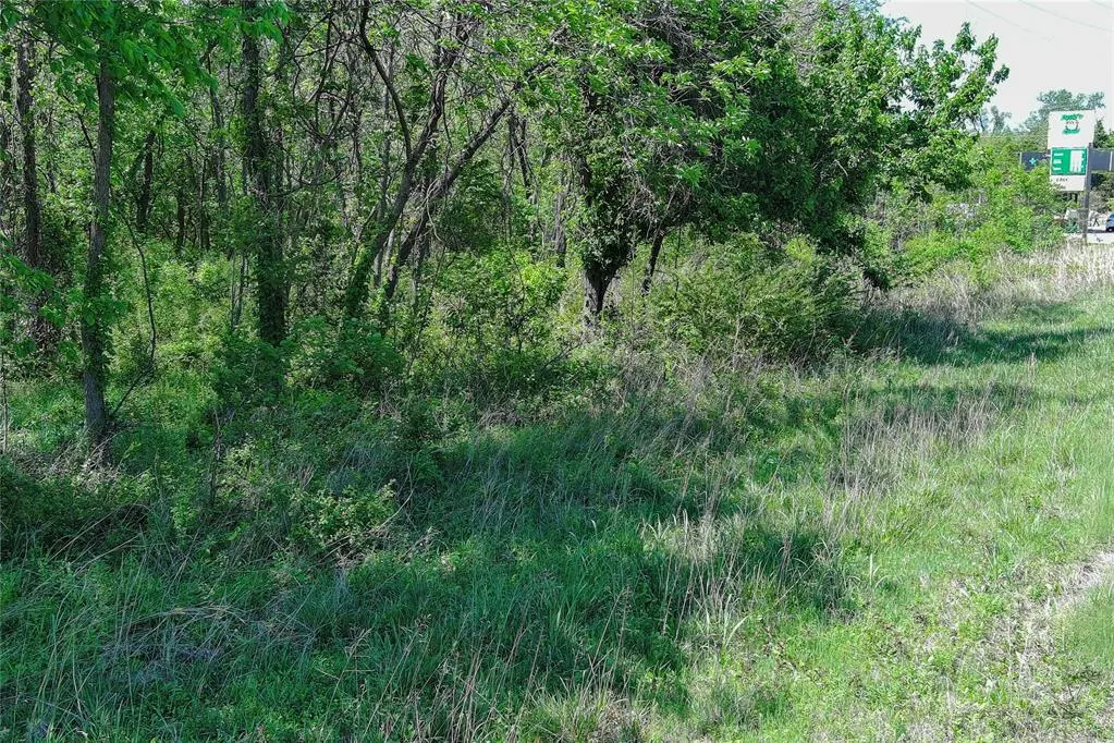 Photo 4 — 9015 S Harrah Road, Newalla, OK 74857