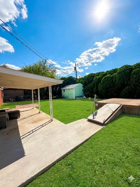 Photo 3 — 1017 Coe Street, Altus, OK 73521