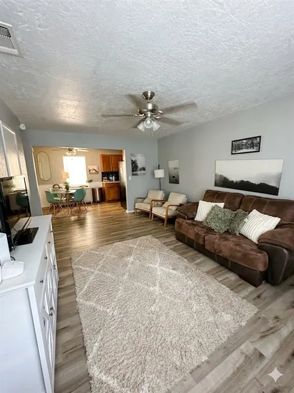 Photo 5 — 1017 Coe Street, Altus, OK 73521