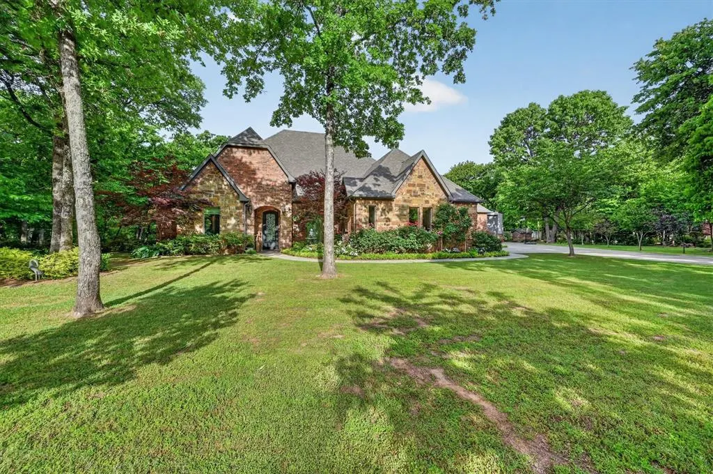 Front exterior — 137 Red Oak Drive, Cartwright, OK 74731