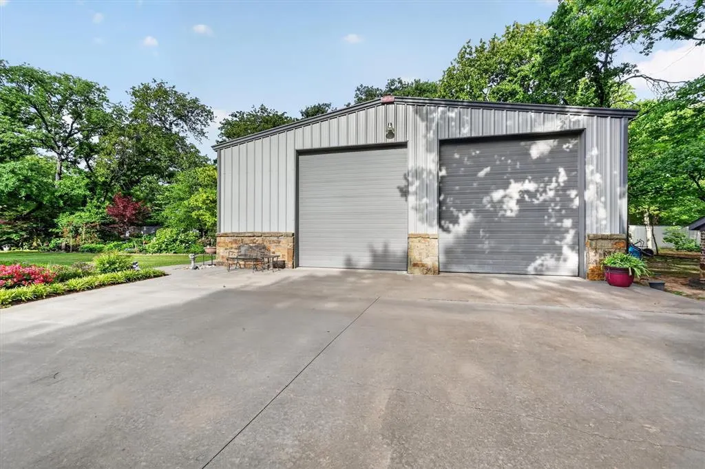 Photo 3 — 137 Red Oak Drive, Cartwright, OK 74731