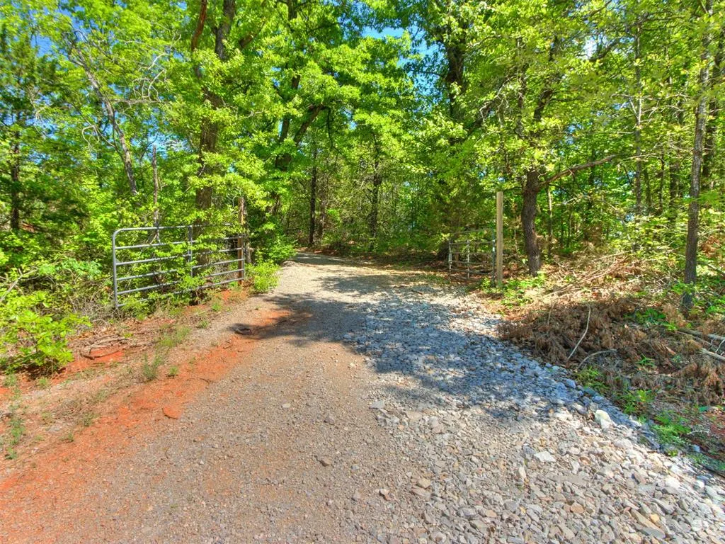 Photo 2 — 14616 Turkey Hills Road, Newalla, OK 74857