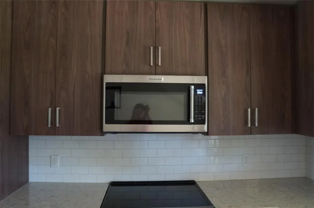 Photo 22 — 410 W Henderson, Wayne, OK 73095