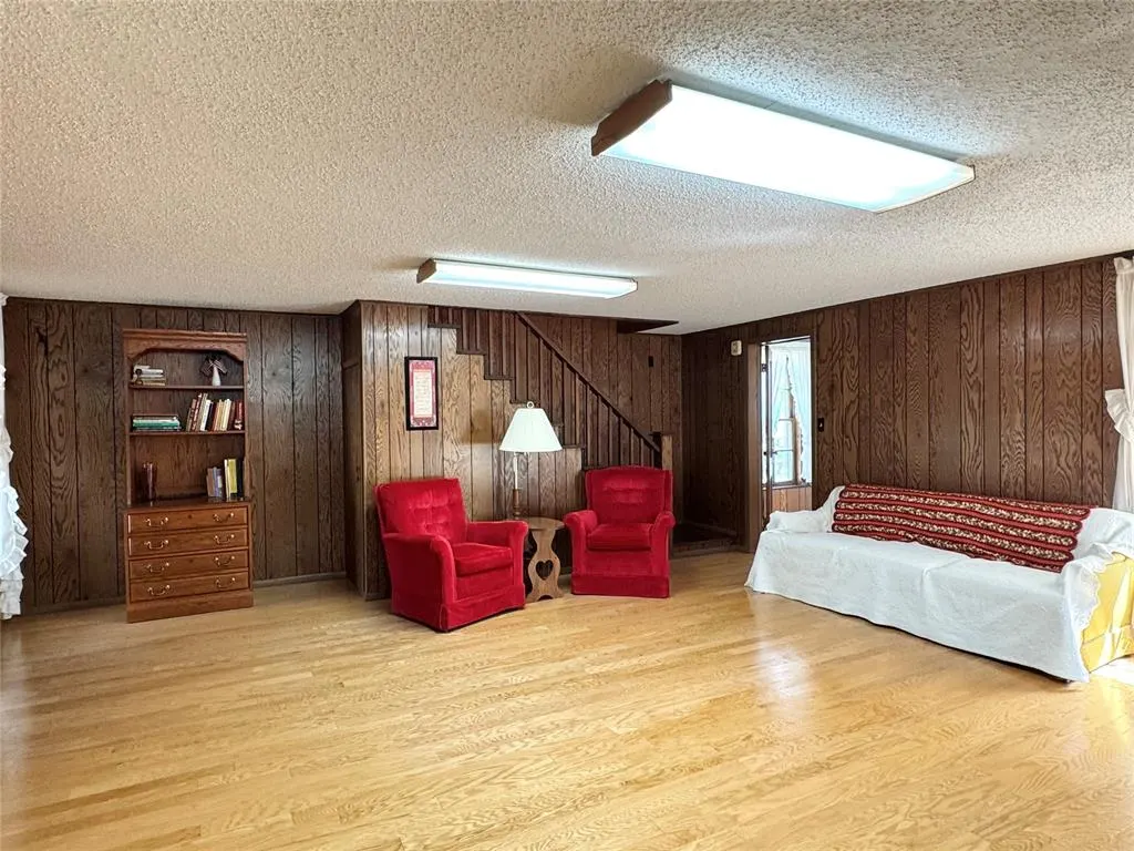 Photo 26 — 220 N Washington Street, Hobart, OK 73651