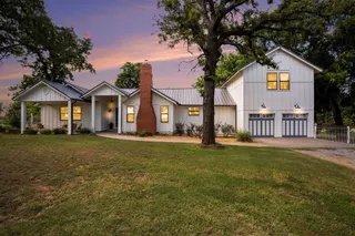 Sold home at 2576 NE 10th Street