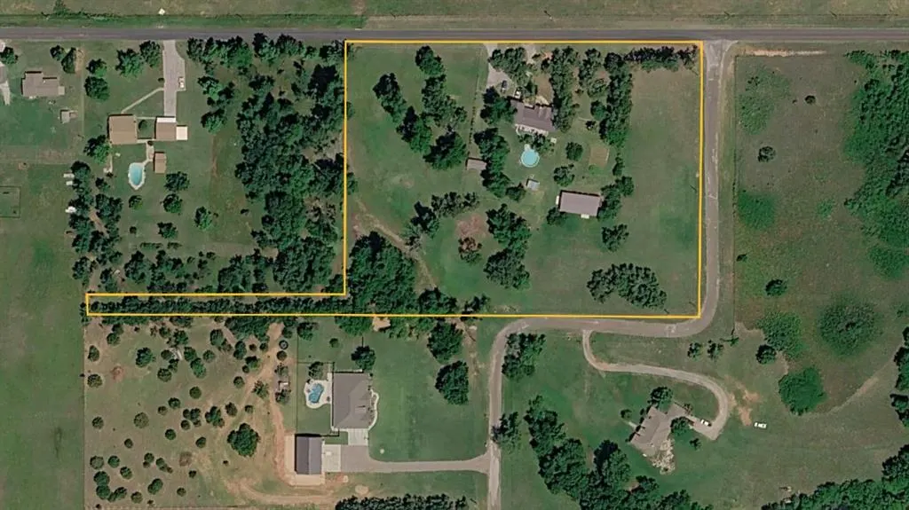 Photo 6 — 2576 NE 10th Street, Blanchard, OK 73010