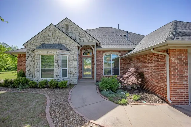 Photo 3 — 1801 Quail Run, Newcastle, OK 73065
