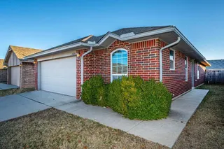 Sold home at 1420 NW 126th Street