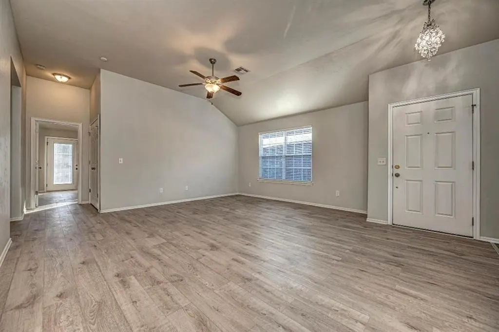 Photo 3 — 1420 NW 126th Street, Oklahoma City, OK 73120