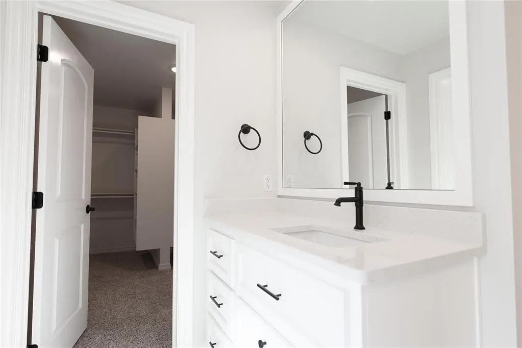 Photo 9 — 9204 NW 86th Terrace, Yukon, OK 73099