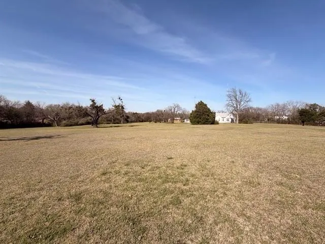 Photo 4 — 527 NE 63RD Street, Oklahoma City, OK 73105