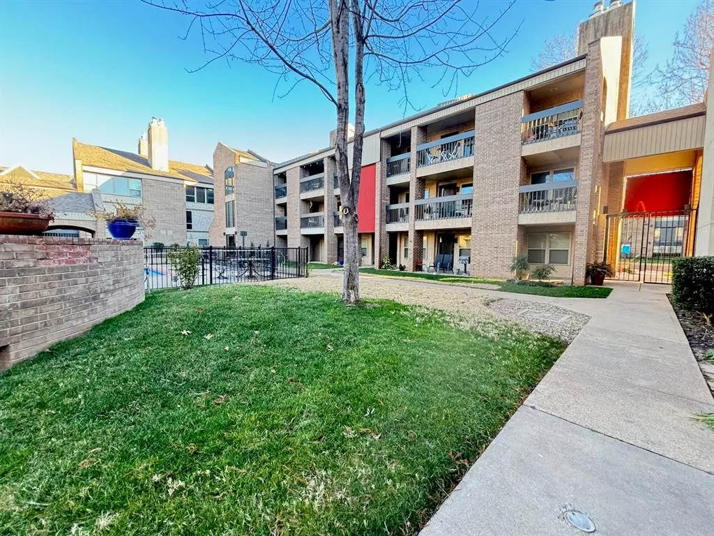 Photo 8 — 600 NW 4th Street 220, Oklahoma City, OK 73102