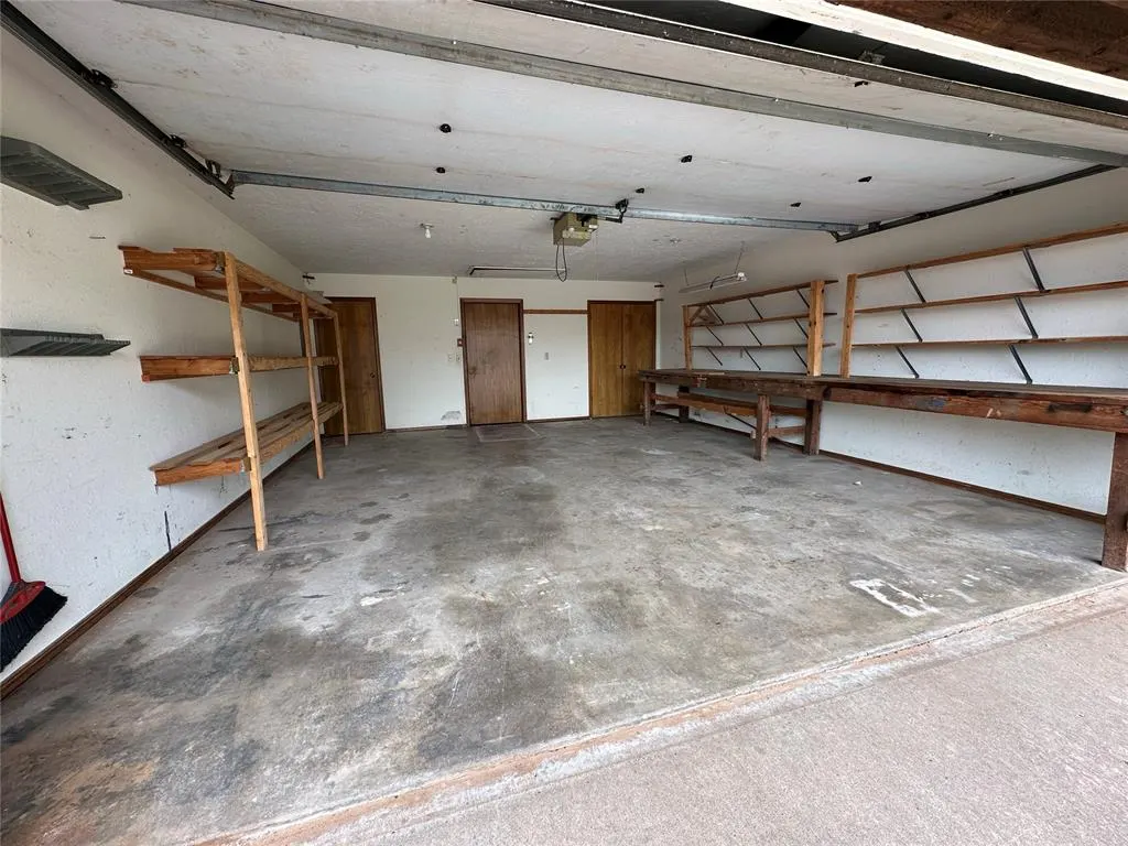 Photo 17 — 2308 Lynn Lane, Weatherford, OK 73096