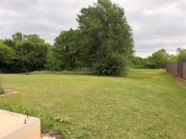 Photo 8 — 929 County Street 2932, Tuttle, OK 73089
