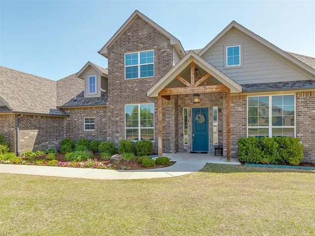 Photo 2 — 15218 Colonia Bella Drive, Edmond, OK 73013