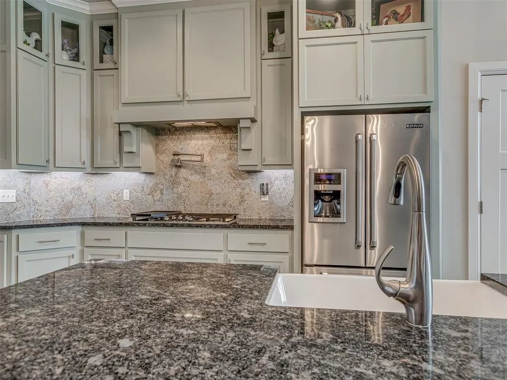 Photo 9 — 15218 Colonia Bella Drive, Edmond, OK 73013