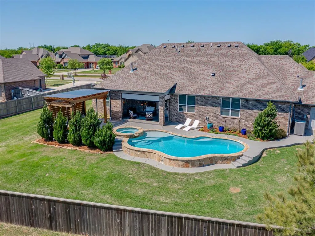 Photo 46 — 15218 Colonia Bella Drive, Edmond, OK 73013