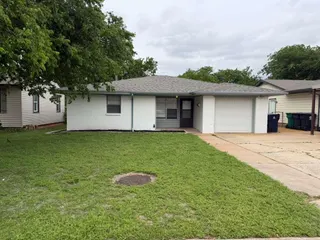Sold home at 1335 NW 94th Street