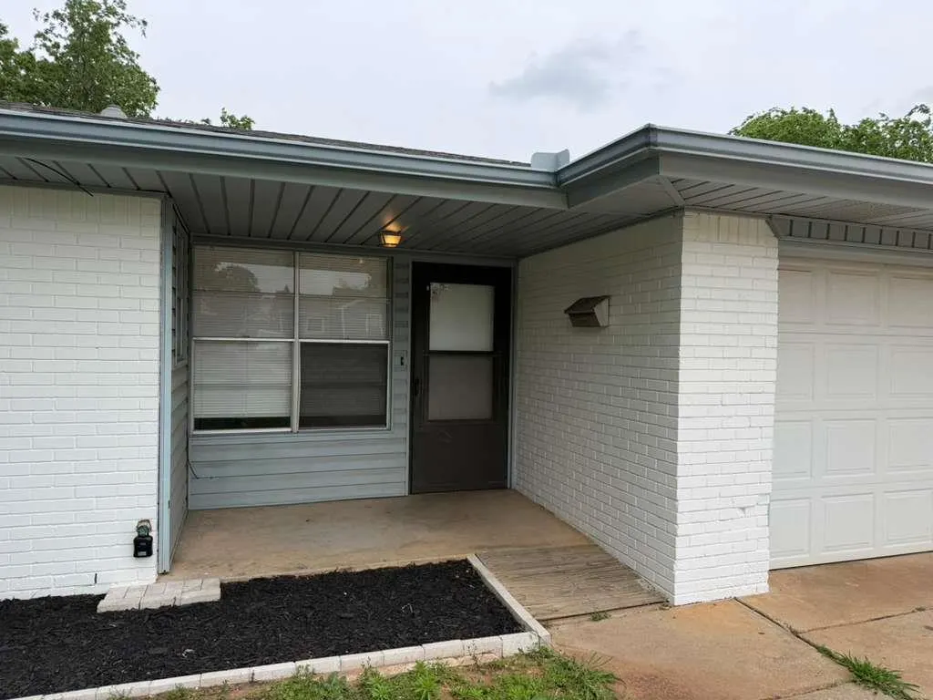 Photo 25 — 1335 NW 94th Street, Oklahoma City, OK 73114