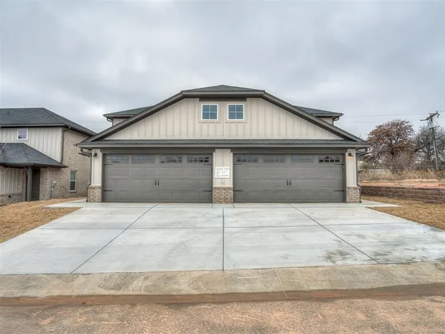 Photo 2 — 12005 Rhya Lane, Oklahoma City, OK 73131