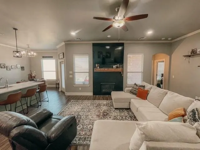 Photo 2 — 201 Chisholm Street, Cashion, OK 73016