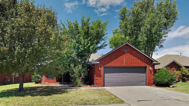 Front exterior — 16409 Stoneview Drive, Oklahoma City, OK 73170