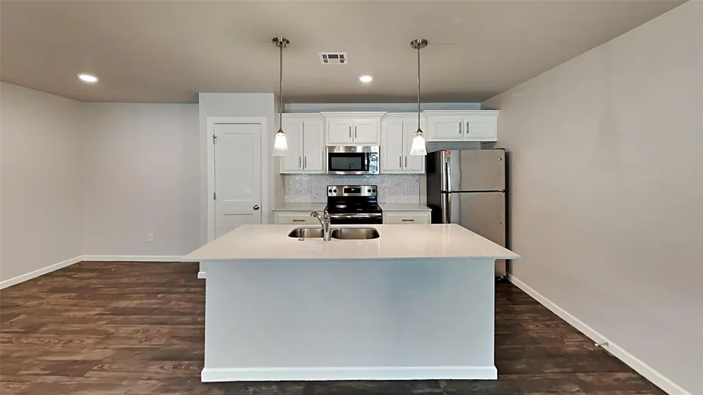 Photo 4 — 4908 Avion Court, Oklahoma City, OK 73135