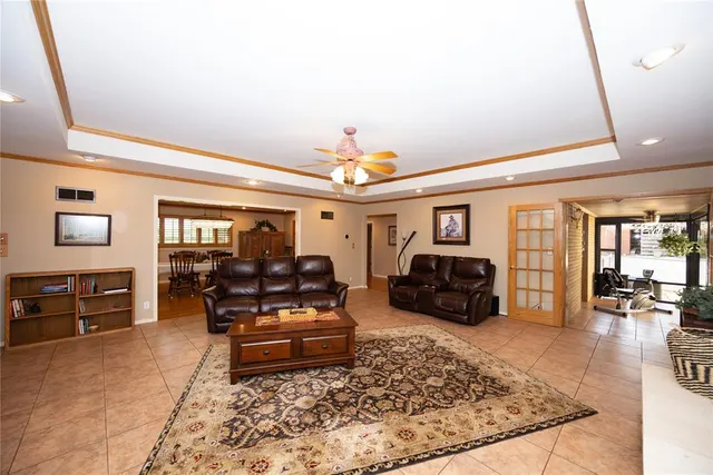 Photo 3 — 24 Hillcrest Drive, Ponca City, OK 74604