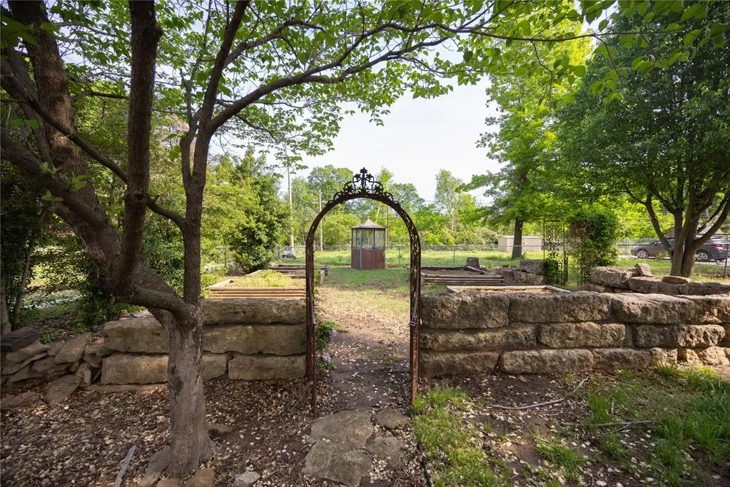 Photo 33 — 24 Hillcrest Drive, Ponca City, OK 74604