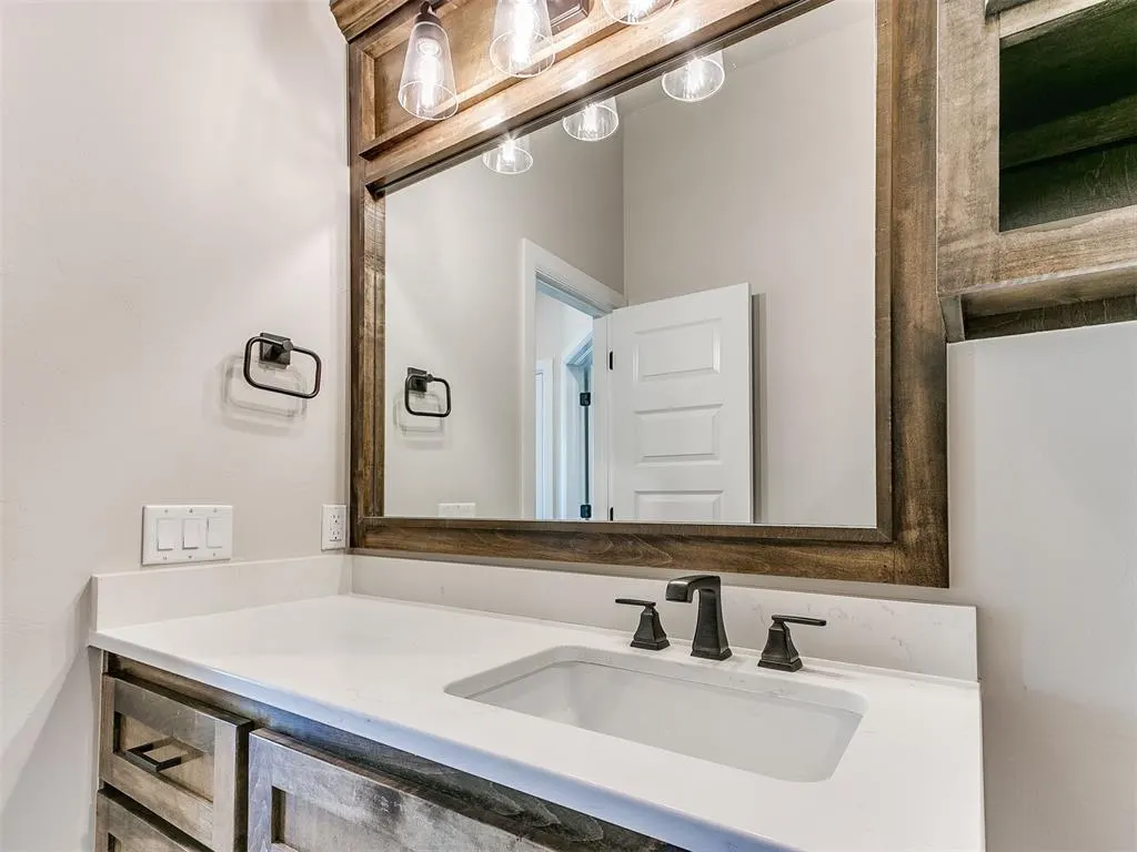 Photo 21 — 2921 SW 132nd Street, Oklahoma City, OK 73170