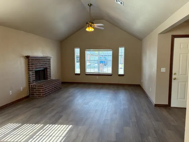 Photo 2 — 1424 SW 129th Street, Oklahoma City, OK 73170