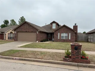 Sold home at 1424 SW 129th Street