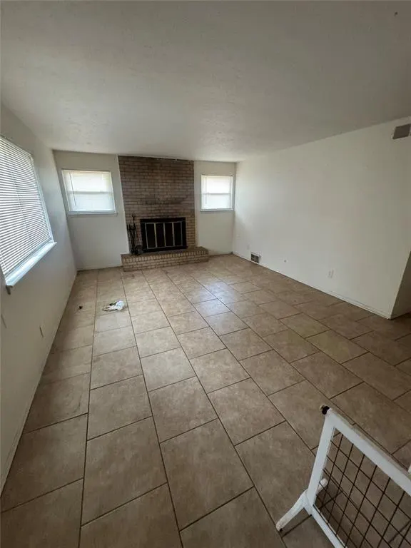 Photo 4 — 3308 Shadybrook Drive, Midwest City, OK 73110