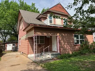 Sold home at 225 S Hill