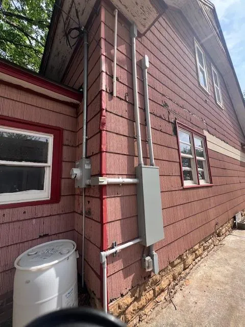 Photo 7 — 225 S Hill, Hobart, OK 73651