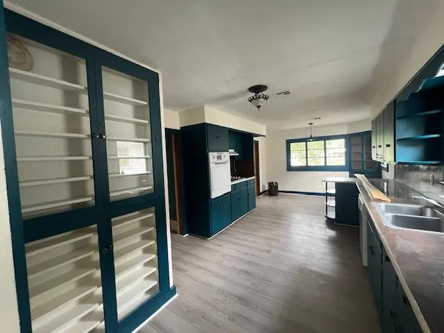 Photo 13 — 225 S Hill, Hobart, OK 73651